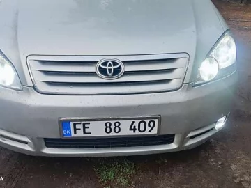 Авто Toyota Avensis Verso 2002 № 7716537