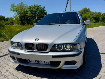 Авто BMW 5 Series 2001 № 7716555