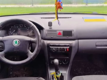 Авто Skoda Octavia 2000 № 7716733