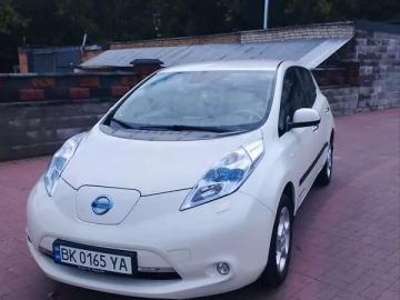 Авто Nissan Leaf 2012 № 7716745