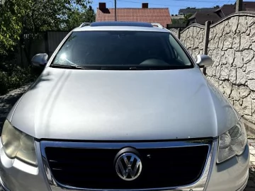 Авто Volkswagen Passat 2010 № 7716790