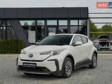 Авто Toyota Izoa 2021 № 7716914