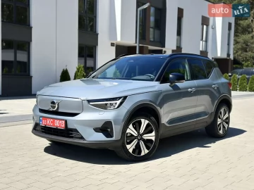 Авто Volvo Xc40 2023 № 7716945