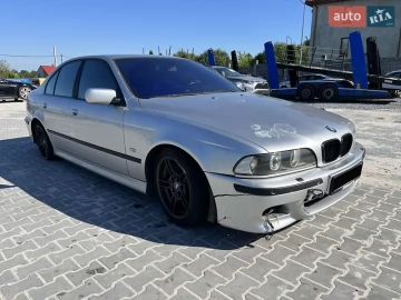 Авто BMW 5 Series 2001 № 7717039