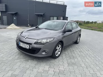 Авто Renault Megane 2011 № 7717079