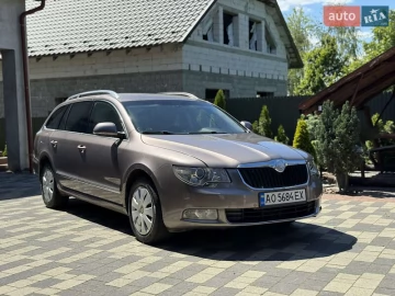 Авто Skoda Superb 2010 № 7717113