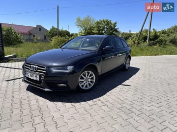 Авто Audi A4 2015 № 7717196