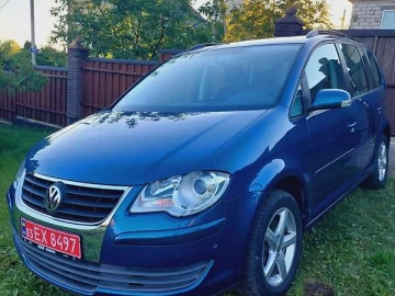 Авто Volkswagen Touran 2008 № 7717396