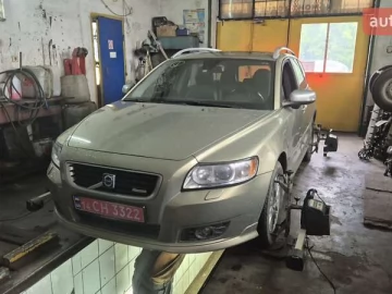 Авто Volvo V50 2008 № 7717436
