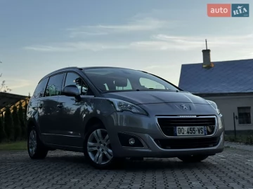 Авто Peugeot 5008 2016 № 7717480