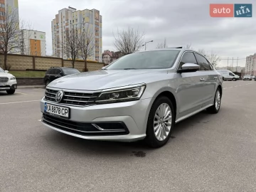 Авто Volkswagen Passat 2016 № 7717620