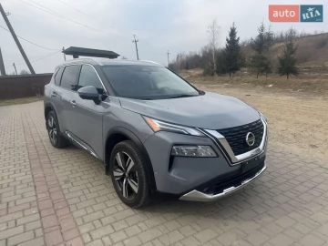 Авто Nissan Rogue 2021 № 7717638