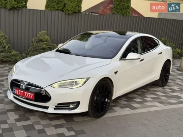 Авто Tesla Model S 2014 № 7717878
