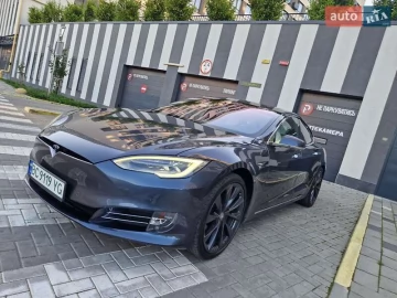 Авто Tesla Model S 2018 № 7718079