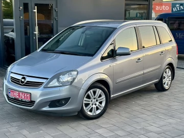 Авто Opel Zafira 2010 № 7718124