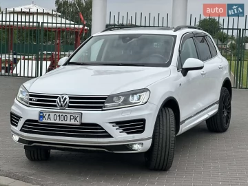 Авто Volkswagen Touareg 2016 № 7718198