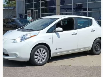 Авто Nissan Leaf 2011 № 7718237