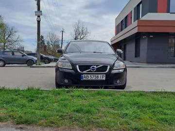 Авто Volvo V50 2011 № 7718250