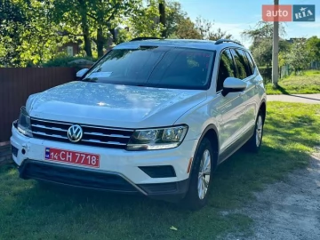 Авто Volkswagen Tiguan 2017 № 7718297