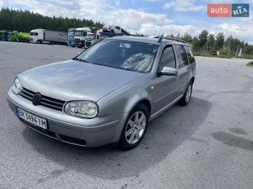 Авто Volkswagen Golf 2004 № 7718612