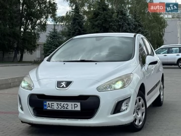 Авто Peugeot 308 2011 № 7718650