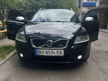 Авто Volvo V50 2011 № 7718677