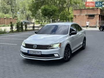 Авто Volkswagen Jetta 2014 № 7718717