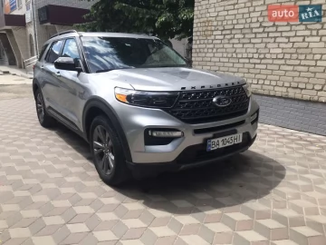 Авто Ford Explorer 2021 № 7718828