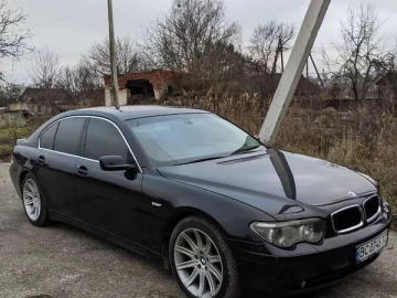 Авто BMW 7 Series 2001 № 7718896