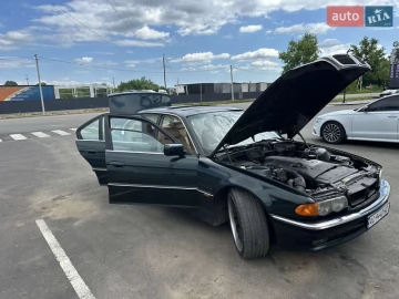Авто BMW 7 Series 2000 № 7718988