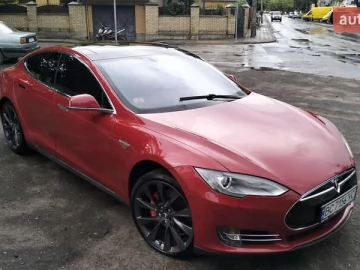 Авто Tesla Model S 2015 № 7719019