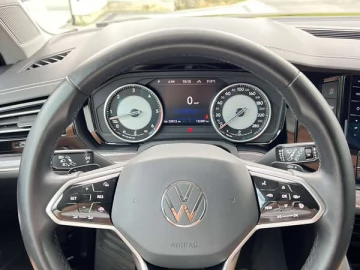 Авто Volkswagen Touareg 2021 № 7719069