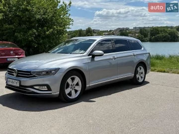 Авто Volkswagen Passat 2020 № 7719308