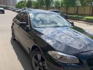Авто BMW 5 Series 2013 № 7719508