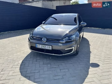 Авто Volkswagen E-Golf 2020 № 7719520