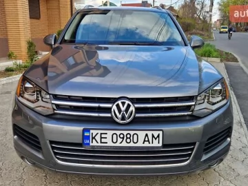 Авто Volkswagen Touareg 2014 № 7719565
