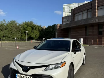 Авто Toyota Camry 2018 № 7719570