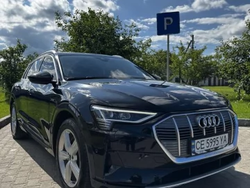 Авто Audi E-Tron 2020 № 7719584