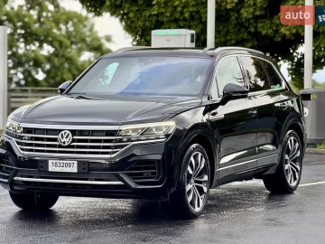 Авто Volkswagen Touareg 2018 № 7719591