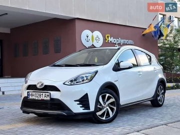 Авто Toyota Aqua 2017 № 7719821