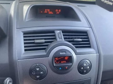 Авто Renault Megane 2003 № 7719959