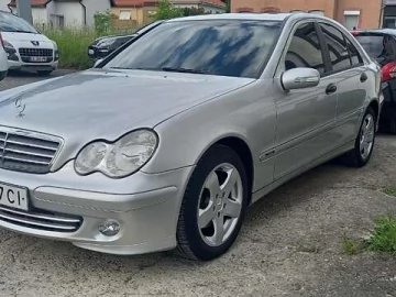 Авто Mercedes C-Class 2004 № 7720130