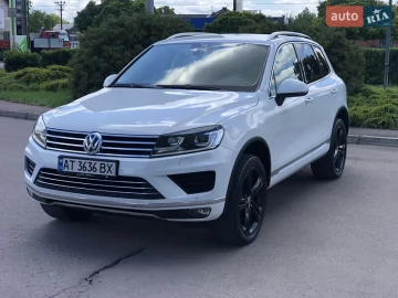 Авто Volkswagen Touareg 2017 № 7720271