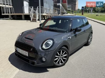 Авто MINI Hatch 2018 № 7720353