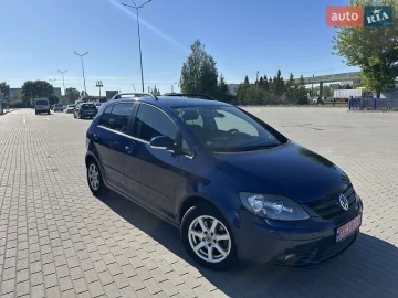 Авто Volkswagen Golf Plus 2008 № 7720375