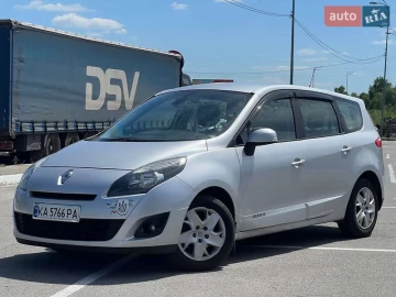Авто Renault Scenic 2011 № 7720382