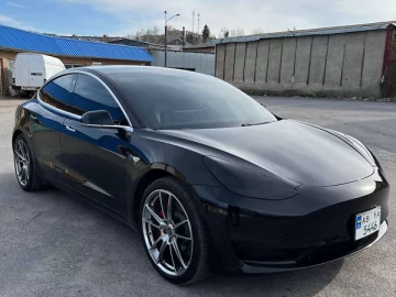 Авто Tesla Model 3 2019 № 7720483