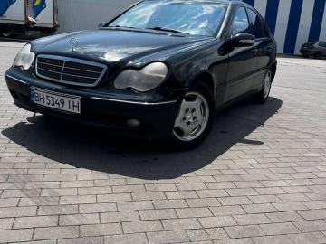 Авто Mercedes C-Class 2002 № 7721115