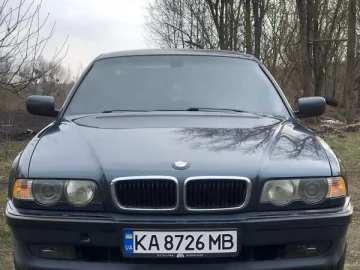 Авто BMW 7 Series 2000 № 7721139