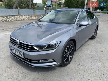 Авто Volkswagen Passat 2018 № 7721252